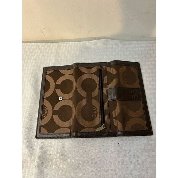 Coach wallet (snap missing) faux leather trifold brown signature 7.5"x4" - Picture 6 of 9